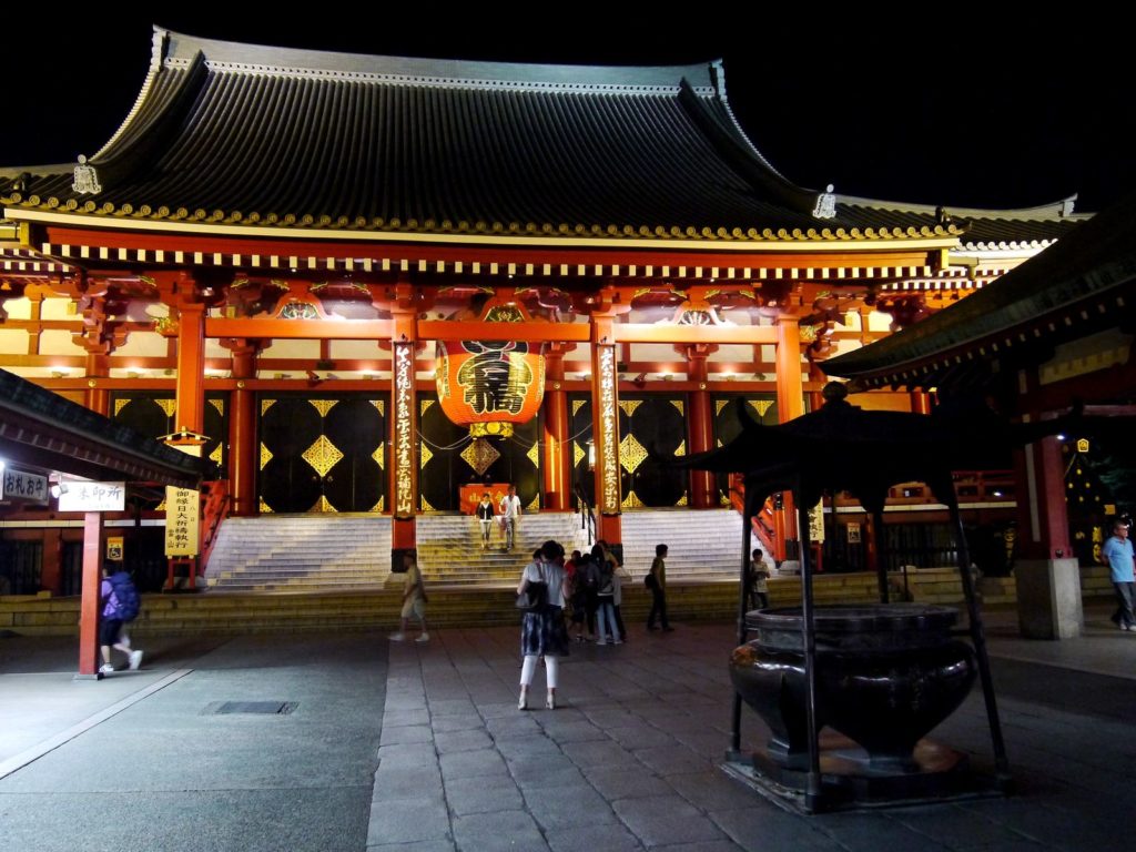 place Senso ji tokyo