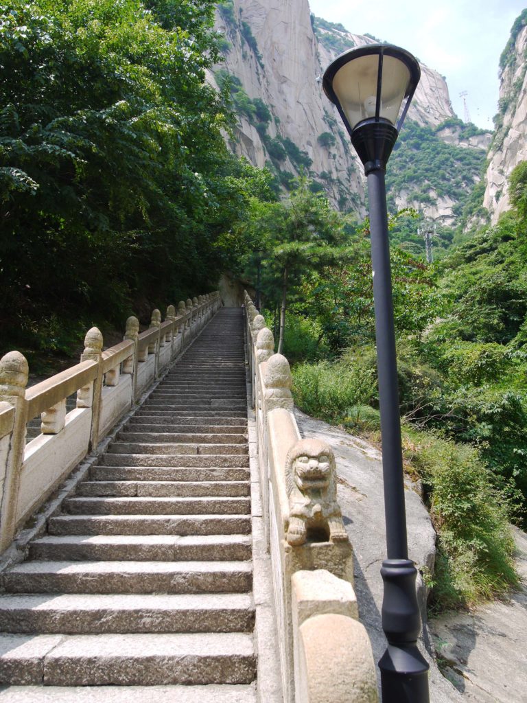 sentier des soldats hua shan debut