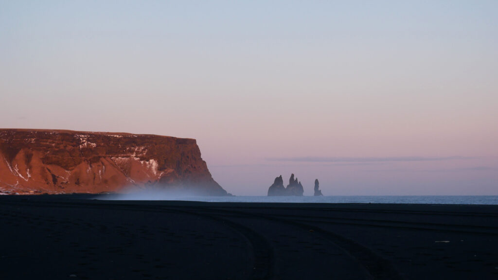 crepuscule-Reynisdrangar