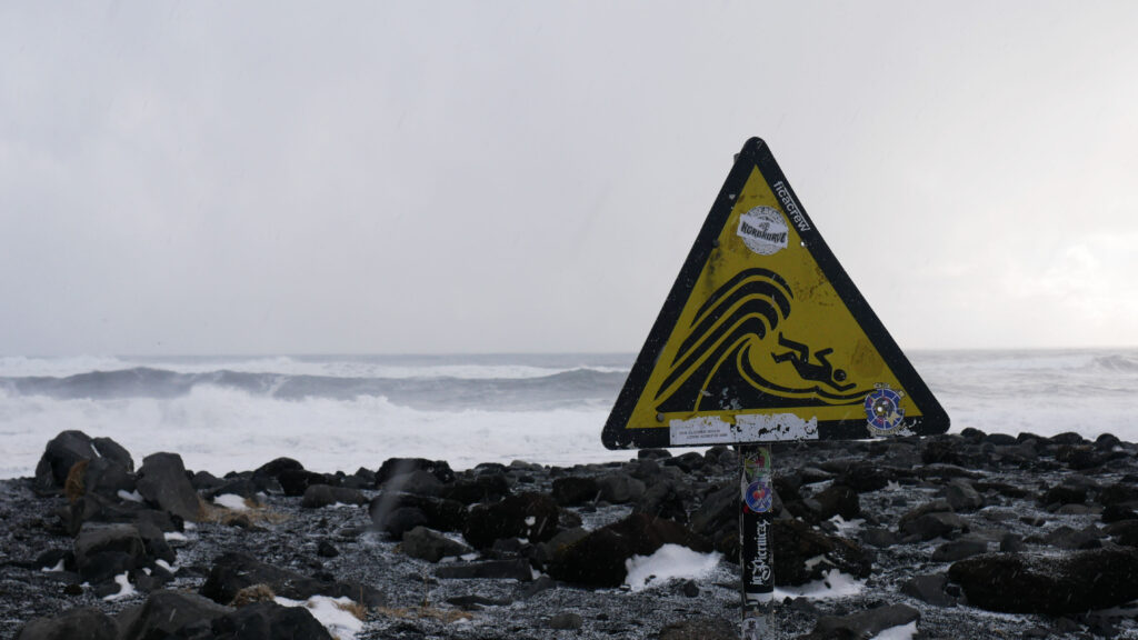 Reynisfjara-panneau