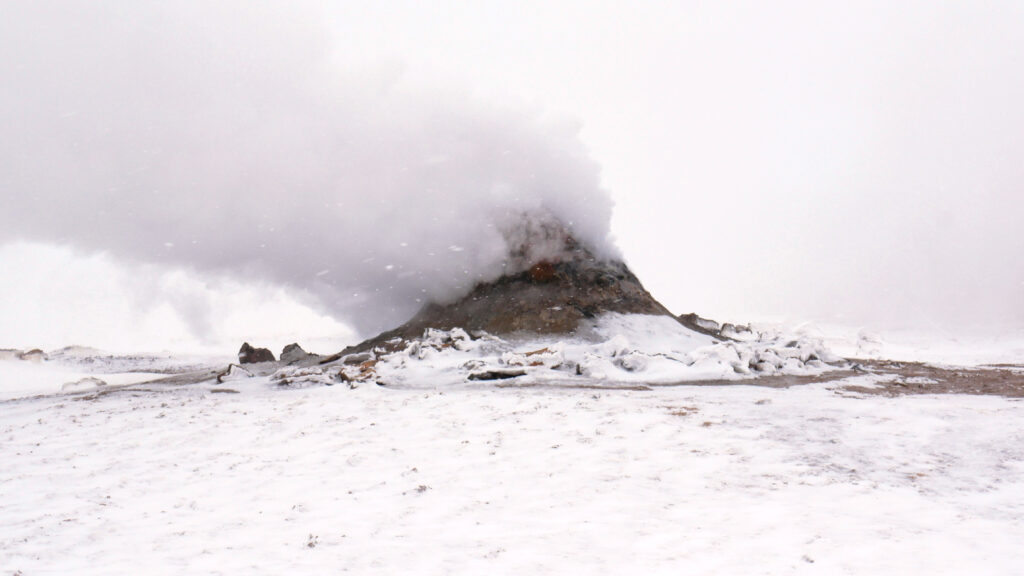 myvatn-hverir-cheminee