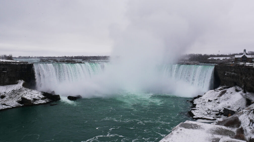 chutes-Fer-a-cheval-niagara-ontario