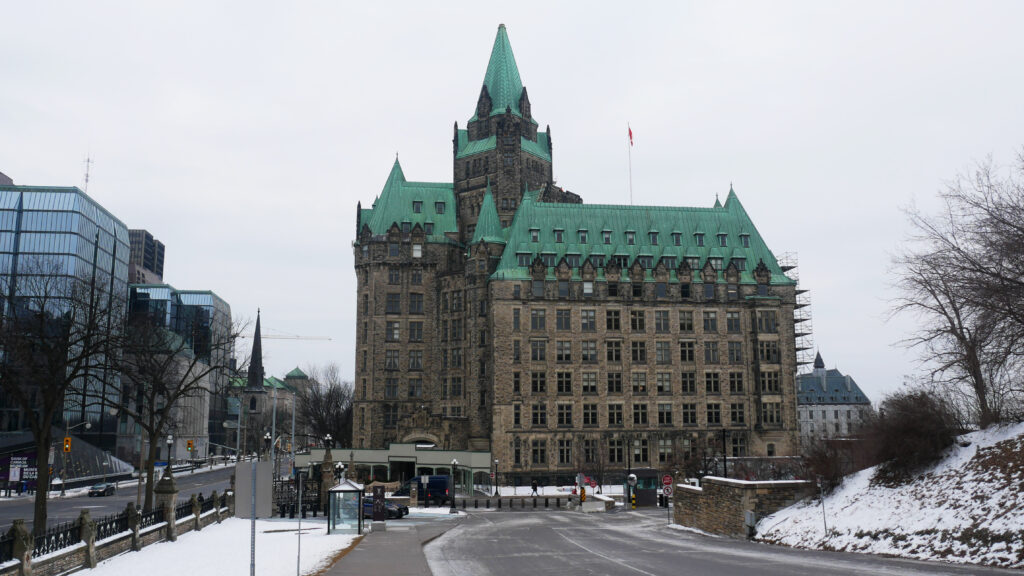 edifice-Confederation-ontario