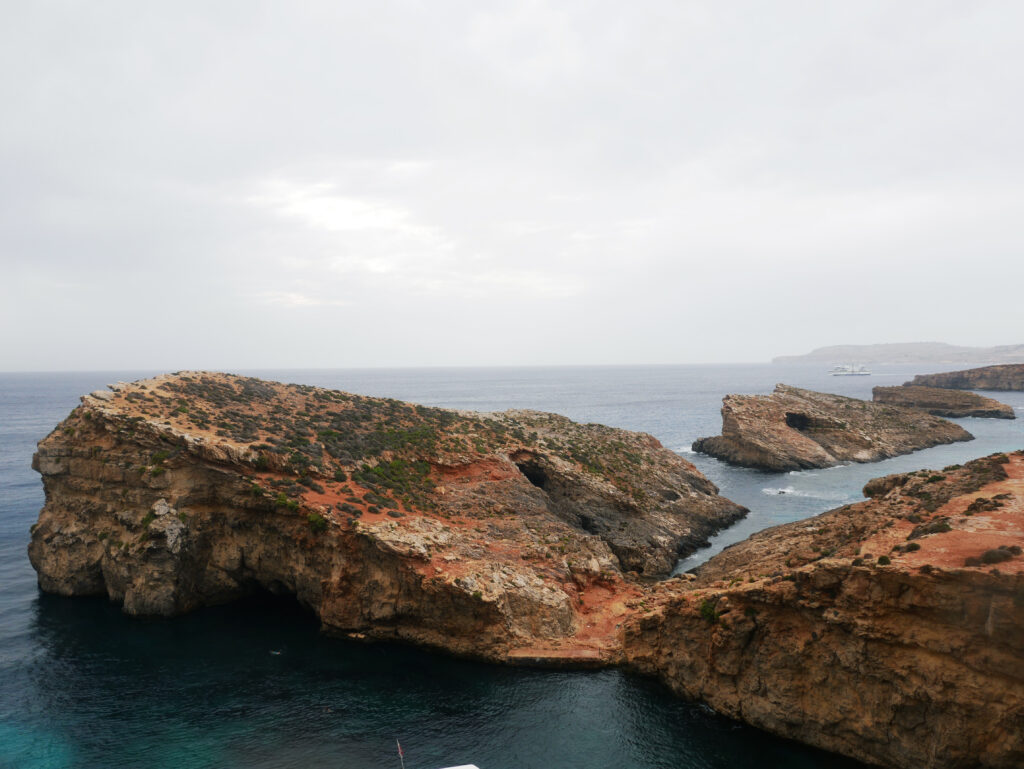 islet-comino