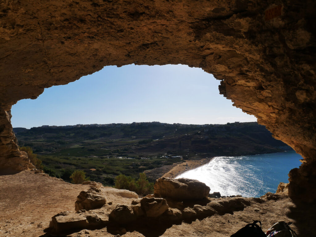 tal-mixta-cave-vue-gozo