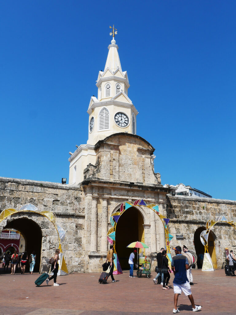 torre-del-reloj-porte-exterieur-caraibes