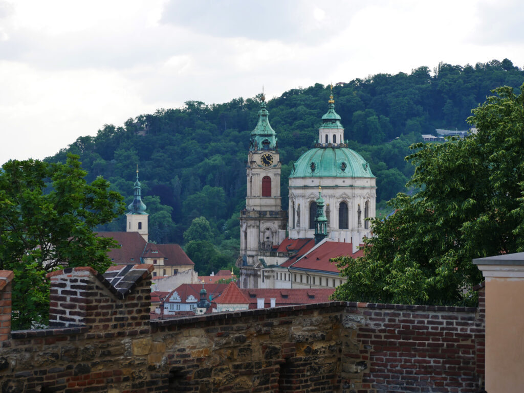 eglise-Saint-Nicolas-prague