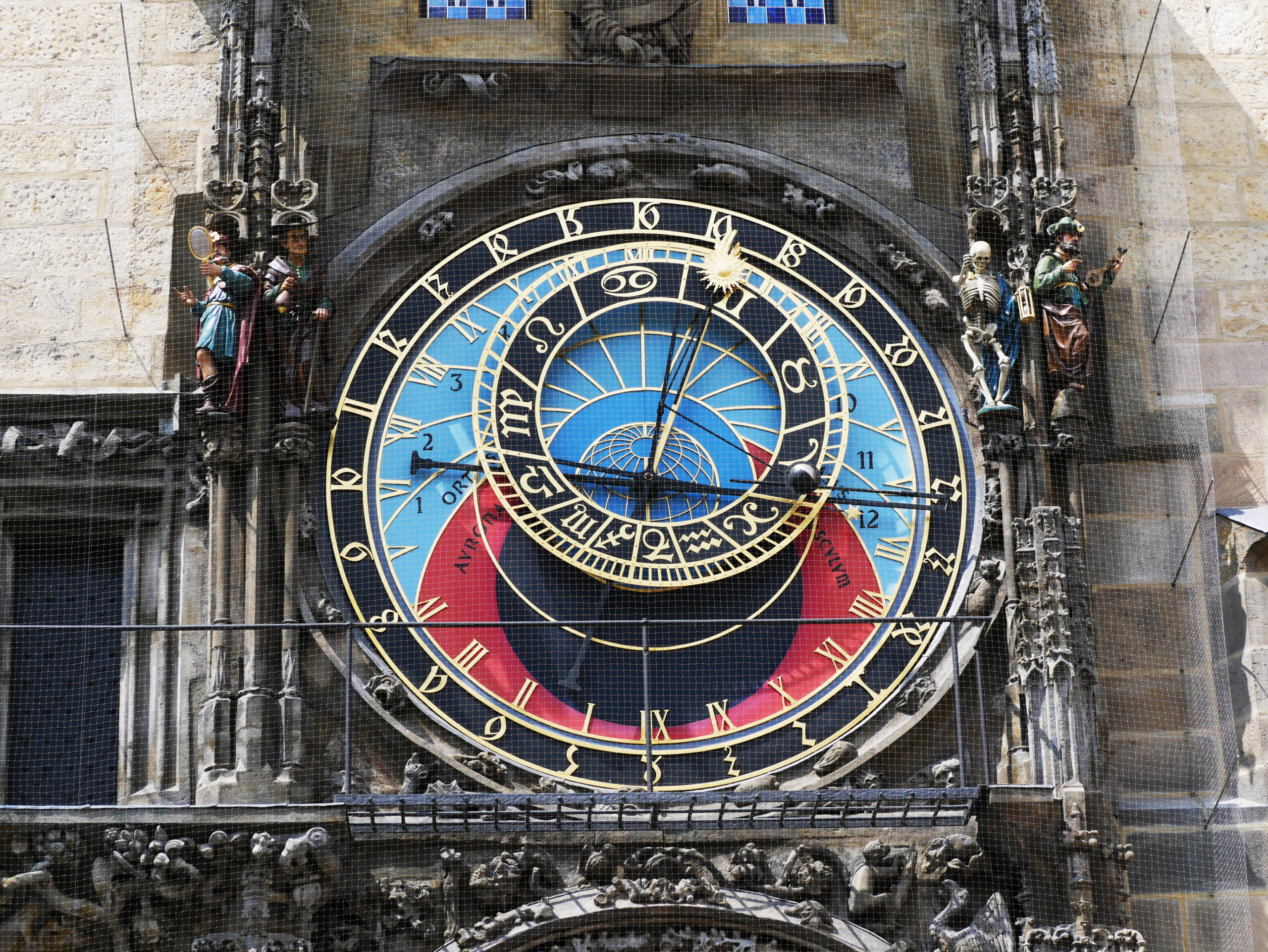 focus-cadran-horloge-prague