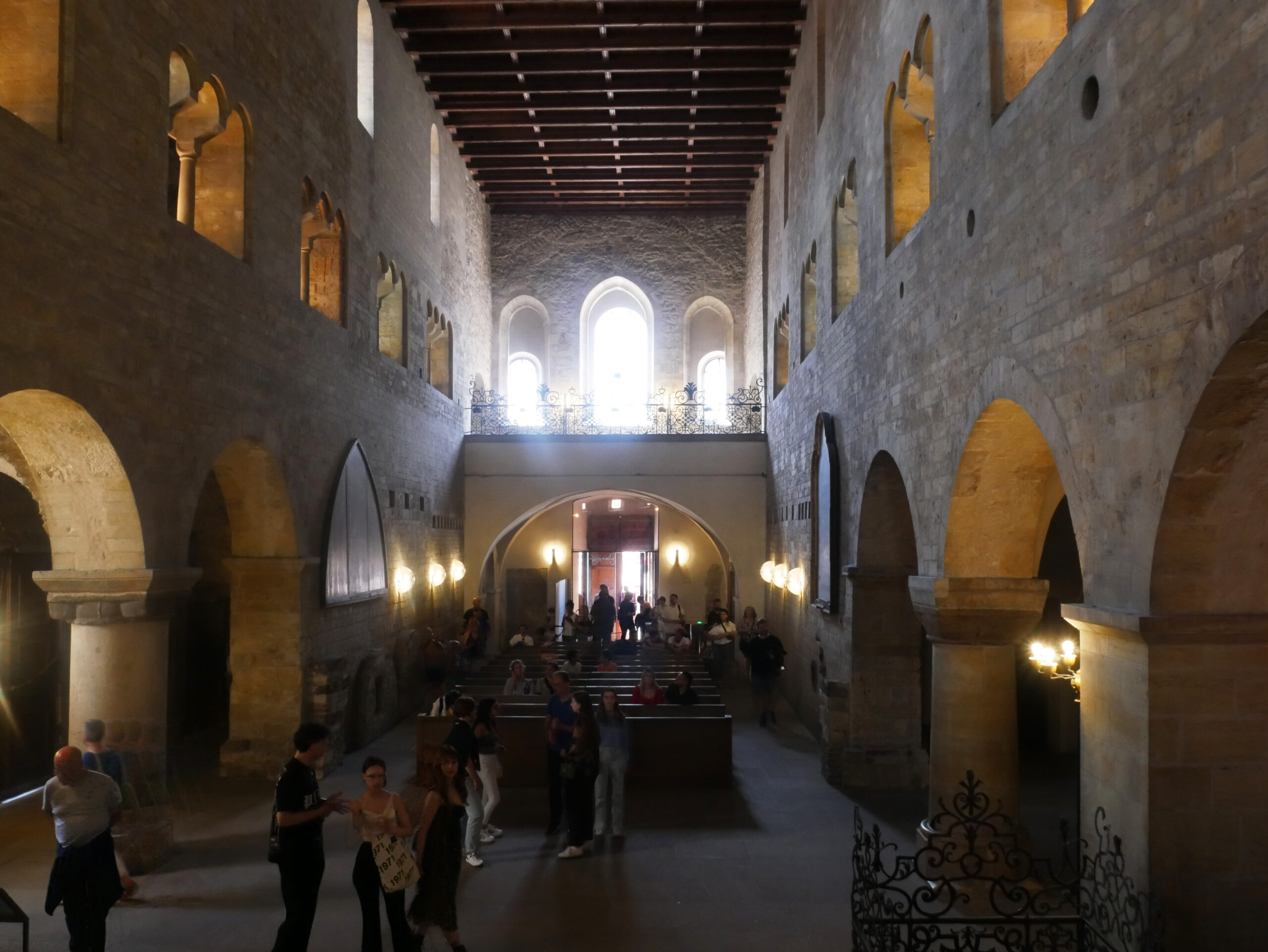 interieur-Basilique-Saint-Georges