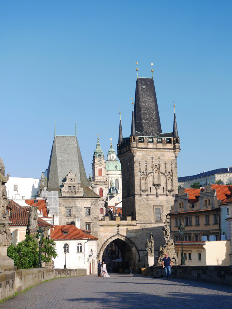 tour-pont-malostra-pont-prague