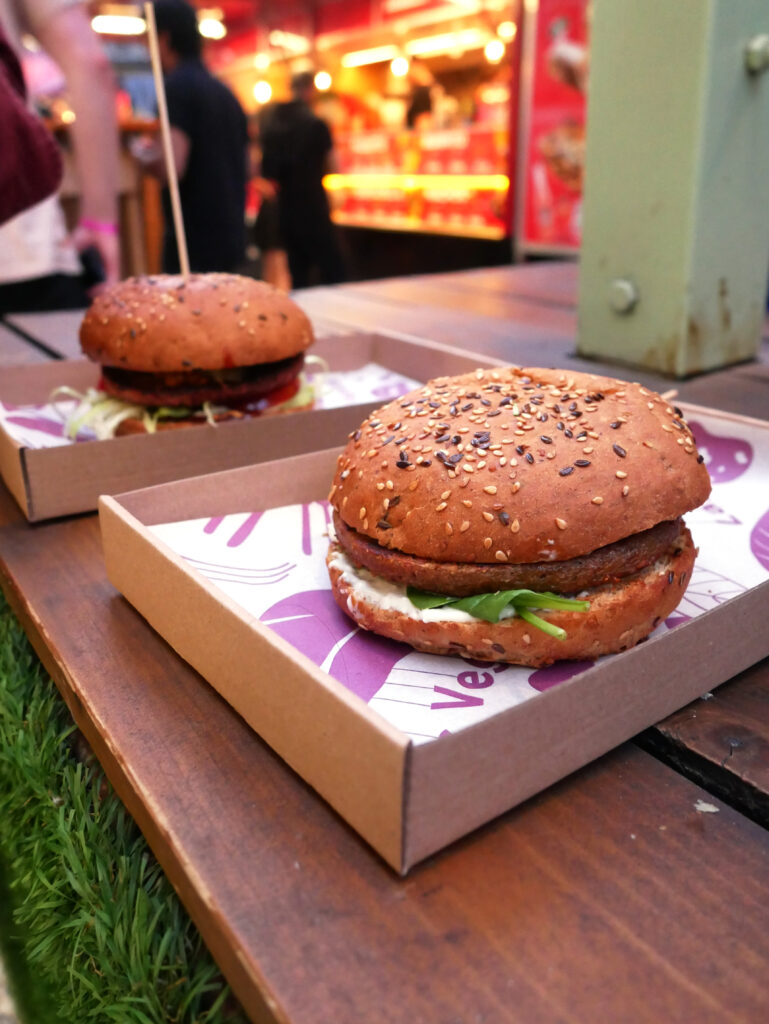 veggie-burger-karavan-street-food