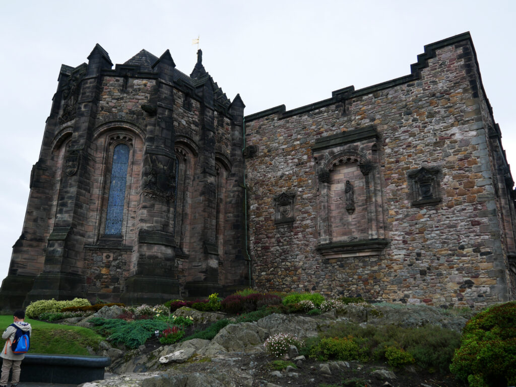 Scottish-National-War-Memorial-édimbourg