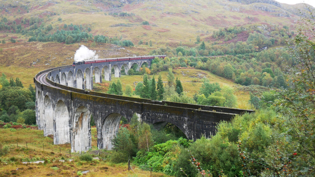 jacobite-steam-train-glenfinnan