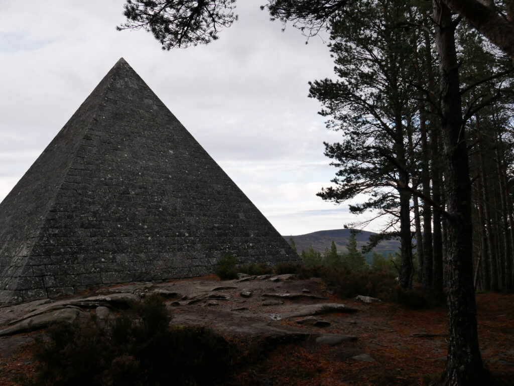 cairn-prince-albert-balmoral